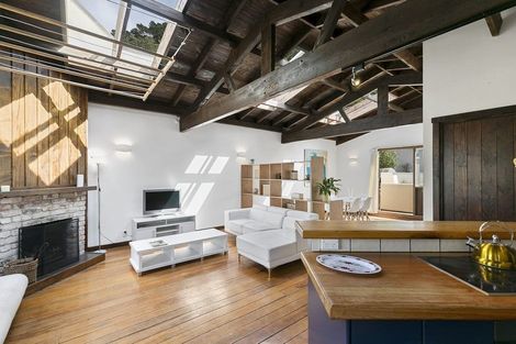 Photo of property in 12u5 Little George Street, Thorndon, Wellington, 6011