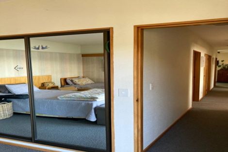 Photo of property in 8/9 Wilkinson Street, Oriental Bay, Wellington, 6011