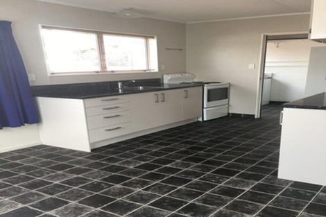 Photo of property in 17 Parkers Road, Tahunanui, Nelson, 7011