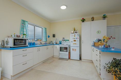 Photo of property in 10 Tui Glen Drive, Levin, 5571