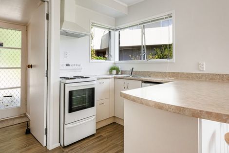 Photo of property in 67 Brigantine Drive, Beach Haven, Auckland, 0626