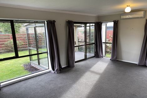 Photo of property in 2/9 Ikamatua Lane, Sydenham, Christchurch, 8023