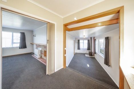 Photo of property in 44 Celia Street, Stratford, 4332