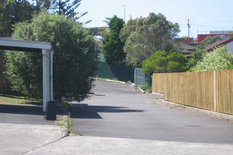 Photo of property in 2/31 James Street, Glenfield, Auckland, 0629