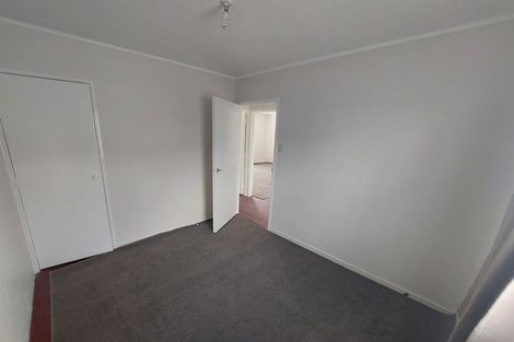 Photo of property in 2/90 Kenderdine Road, Papatoetoe, Auckland, 2025