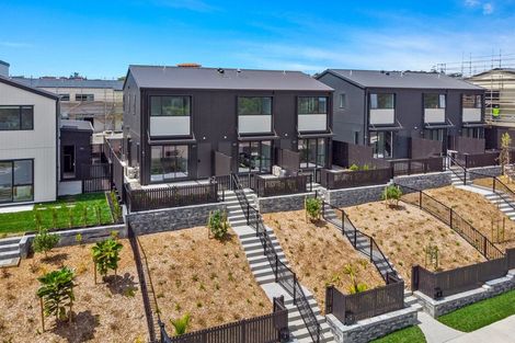 Photo of property in 48 Huri Street, Mangere Bridge, Auckland, 2022