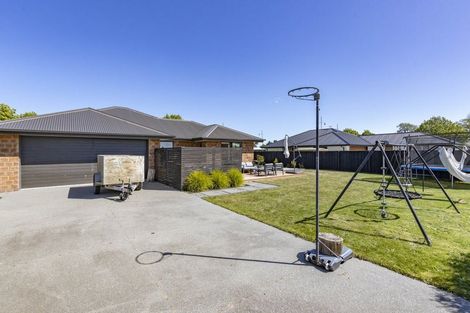 Photo of property in 114 Pegasus Boulevard, Pegasus, 7612