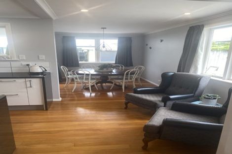 Photo of property in 24 Mangaroa Hill Road, Maoribank, Upper Hutt, 5018