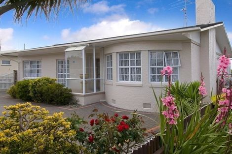 Photo of property in 144a Bucklands Beach Road, Bucklands Beach, Auckland, 2012