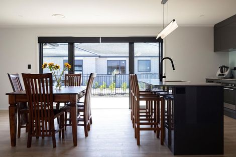 Photo of property in 27 Te Piriti Road, One Tree Point, 0118
