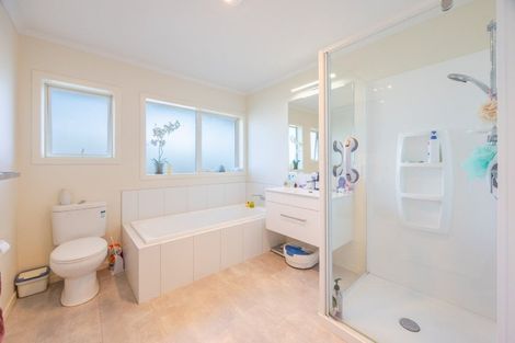 Photo of property in 37 Higginson Street, Otane, 4202