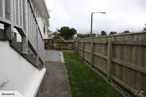 Photo of property in 47 Link Road, Newlands, Wellington, 6037