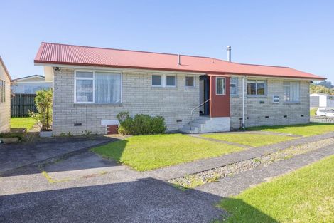 Photo of property in 16 Blundell Place, Huntly, 3700