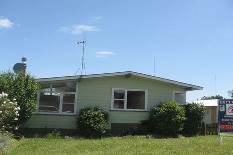 Photo of property in 19 Lee Street, Te Puke, 3119