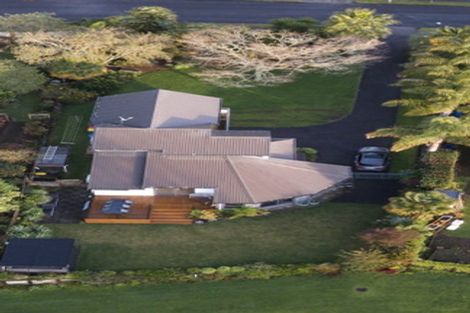 Photo of property in 52 Links View Drive, Omokoroa, 3114