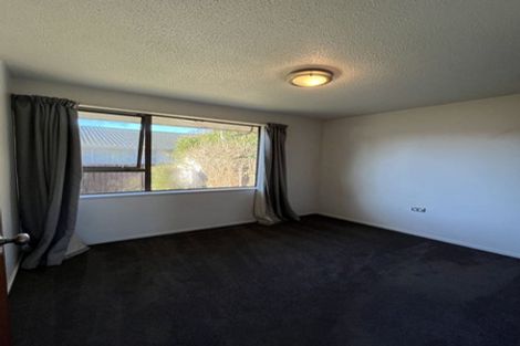 Photo of property in 2 Lodge Place, Ilam, Christchurch, 8041