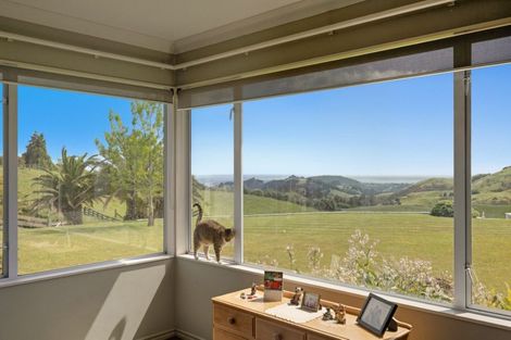 Photo of property in 2a Kaitemako Road, Welcome Bay, Tauranga, 3112