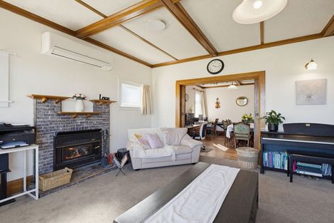 Photo of property in 61 Barraud Street, Dannevirke, 4930