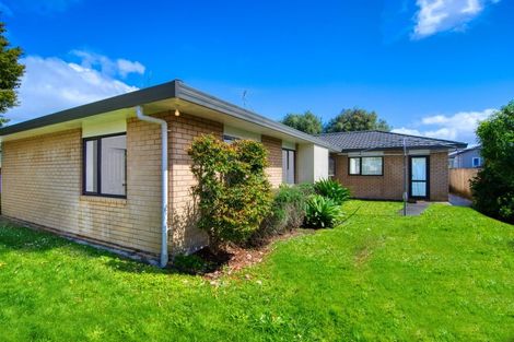Photo of property in 120a Hutchinson Avenue, New Lynn, Auckland, 0600