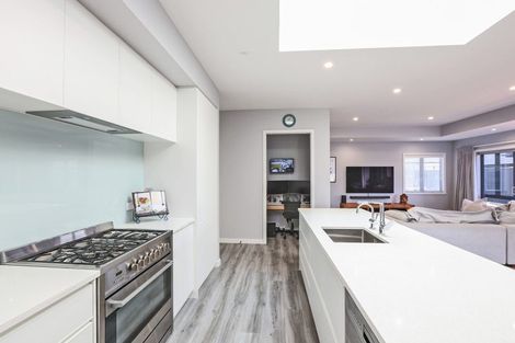 Photo of property in 9 Manapouri Street, Poraiti, Napier, 4112