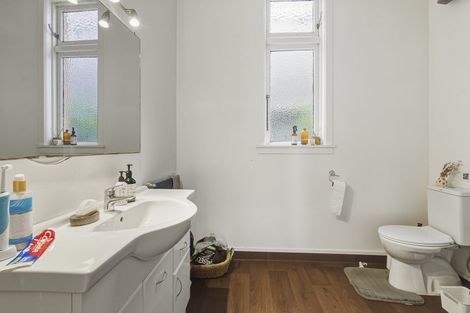 Photo of property in 64 Arthur Street, Dunedin Central, Dunedin, 9016