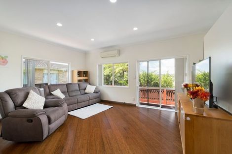 Photo of property in 25c Buscomb Avenue, Henderson, Auckland, 0610