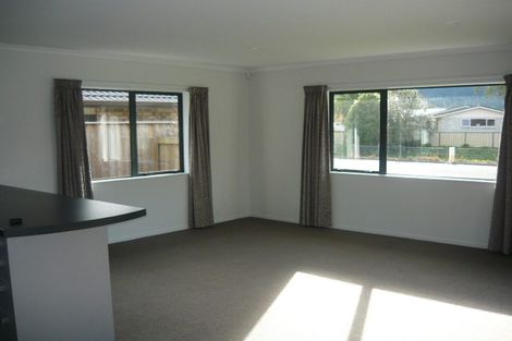 Photo of property in 2 Banksiana Street, Trentham, Upper Hutt, 5018