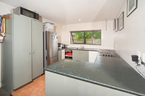 Photo of property in 43 Prangley Avenue, Mangere, Auckland, 2022