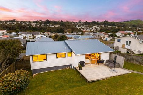 Photo of property in 3 Stipulate Place, Ascot Park, Porirua, 5024