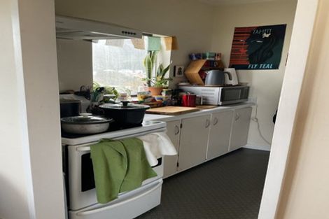 Photo of property in Hobson Court Flats, 69/70u Hobson Street, Thorndon, Wellington, 6011