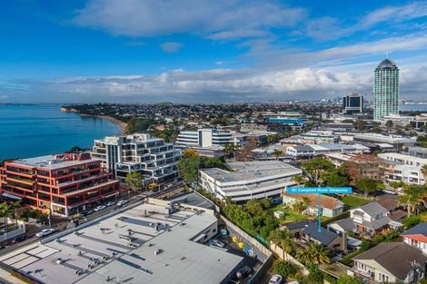 Photo of property in 3/5 Campbell Road, Takapuna, Auckland, 0622