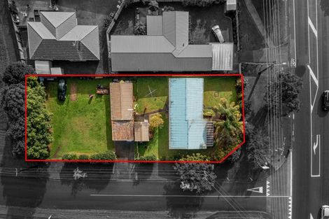 Photo of property in 490 Don Buck Road, Massey, Auckland, 0614