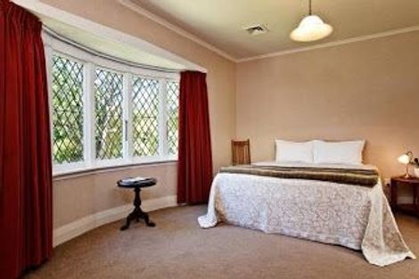 Photo of property in 32 Eltham Road, Blenheim, 7201