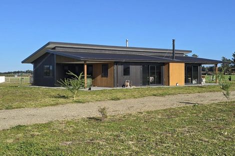 Photo of property in 171 Innes Road, Amberley, 7482