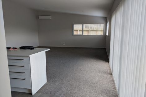 Photo of property in 82 Isabella Drive, Pukekohe, 2120