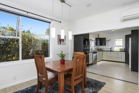 Photo of property in 110 Main South Road, Green Island, Dunedin, 9018