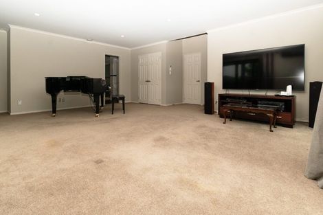 Photo of property in 74 Oakway Drive, Schnapper Rock, Auckland, 0632