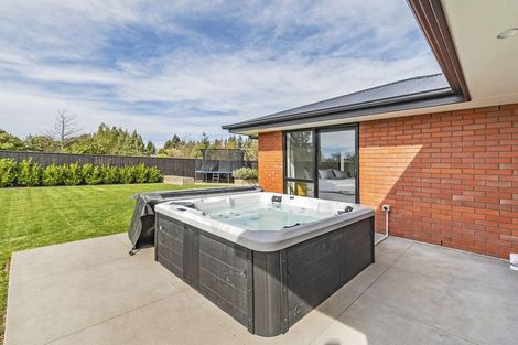 Photo of property in 15 Cedric Place, Darfield, 7510