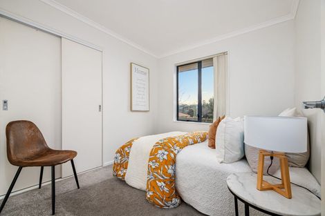 Photo of property in 1 Northridge Terrace, Massey, Auckland, 0614