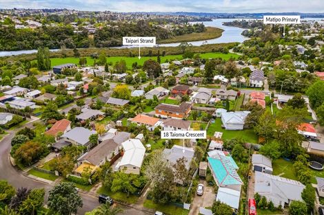 Photo of property in 18 Taioma Crescent, Te Atatu Peninsula, Auckland, 0610