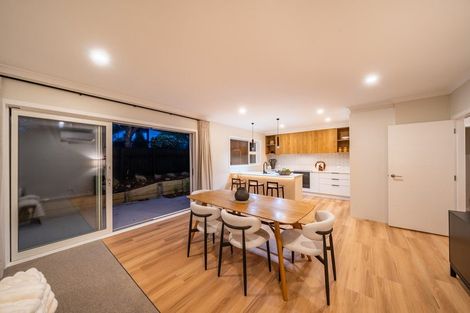 Photo of property in 70a Heretaunga Square, Silverstream, Upper Hutt, 5019