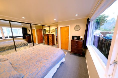 Photo of property in 139 Hine Road, Wainuiomata, Lower Hutt, 5014