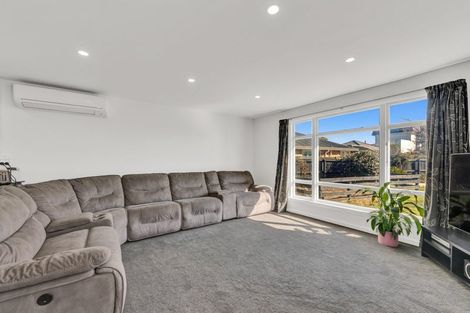Photo of property in 7 Oakhampton Street, Hornby, Christchurch, 8042