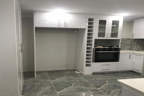Photo of property in 5 Hawkley Close, Flat Bush, Auckland, 2019