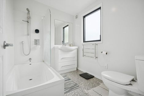 Photo of property in 7 Phillip Street, Johnsonville, Wellington, 6037