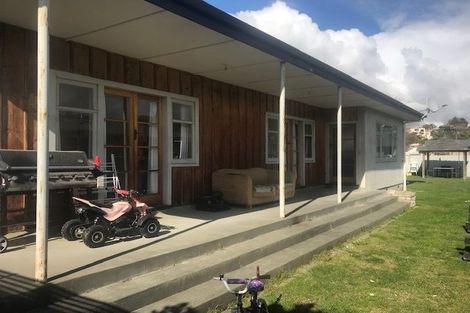 Photo of property in 35 O'dowd Road, Taradale, Napier, 4112