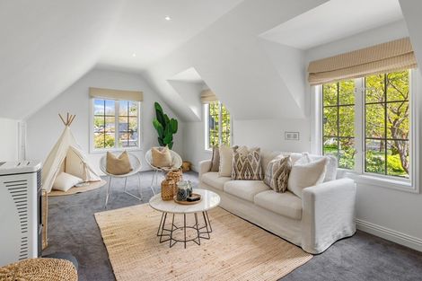 Photo of property in 5 Grangewood Lane, Burnside, Christchurch, 8053