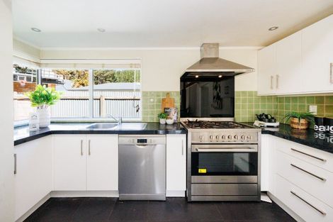 Photo of property in 55 Fitzherbert East Road, Aokautere, Palmerston North, 4471