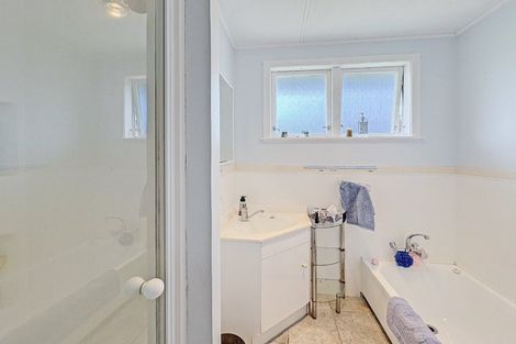 Photo of property in 140 Cornfoot Street, Castlecliff, Whanganui, 4501