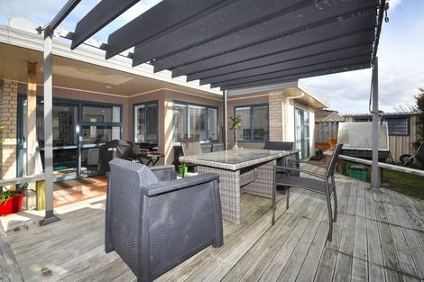 Photo of property in 1/64 Tapu Road, Huapai, Kumeu, 0810